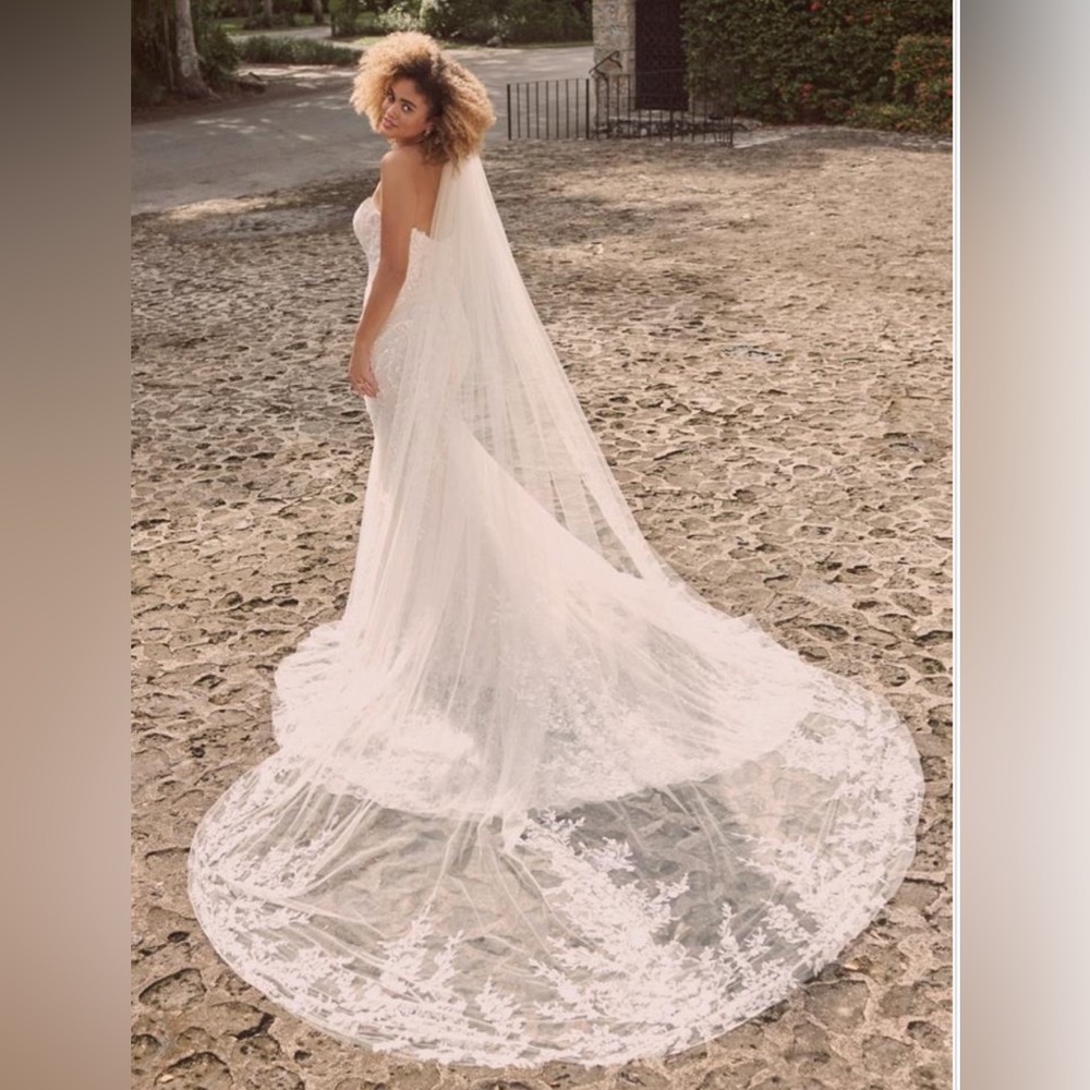 Maggie Sottero Charmaine Veil